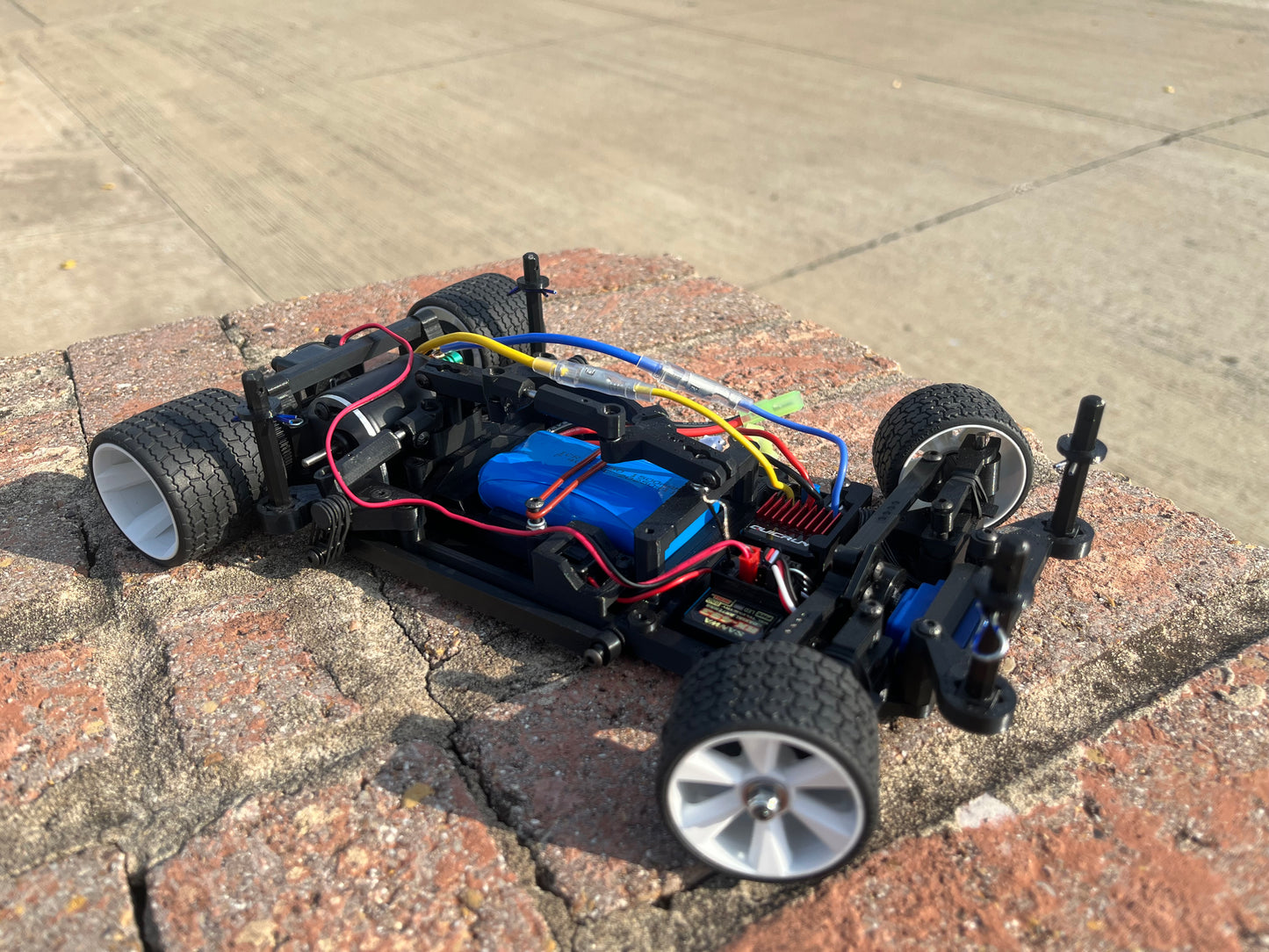 12Q3-03 Qlub Spec Kit - BUILT