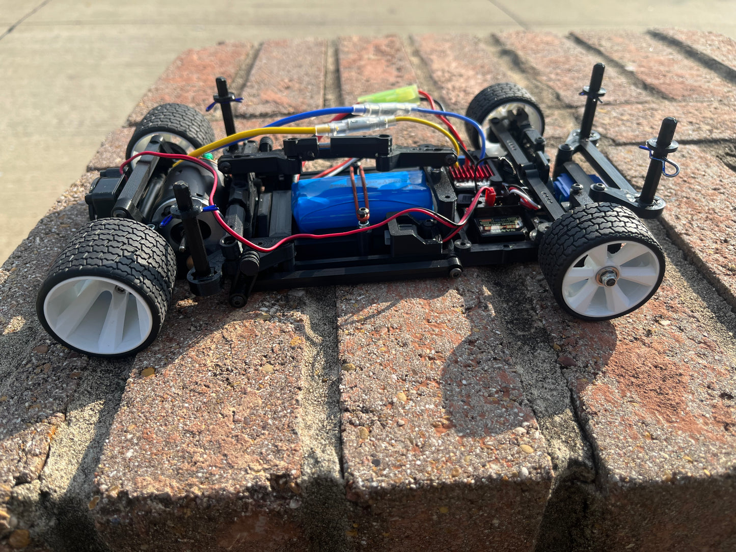 12Q3-03 Qlub Spec Kit - BUILT